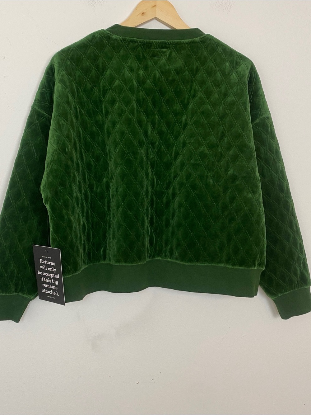 NWOT Tuckernuck Douglas Fir Velour Green Casual Preppy Size M - Picture 7 of 11